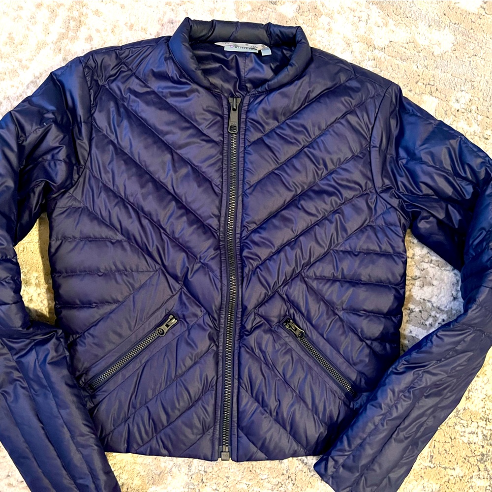 Athleta Women’s puffer jacket